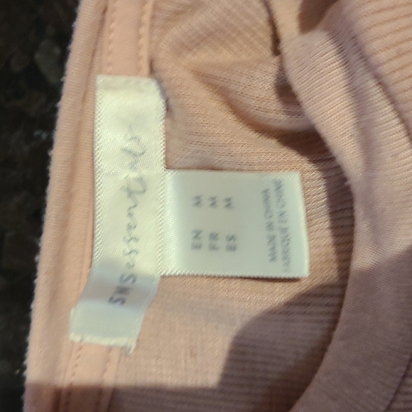 Light pink long-sleeve crop top - Picture 3 of 4